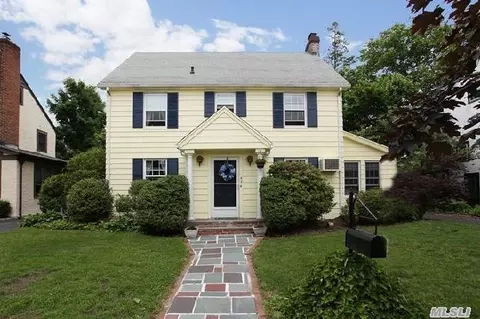97 Stevens Ave, Hempstead, NY 11550 photo 1