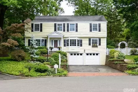 6 Heritage Ct, Cold Spring Harbor, NY 11724 photo 1