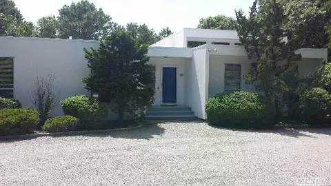 Undisclosed, Westhampton, NY 11977 photo 1