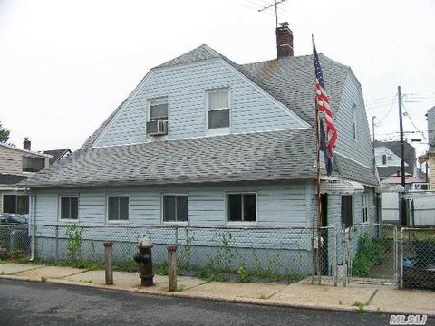 89 Aster Ct, Brooklyn, NY 11229 photo 1