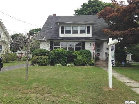 159 Jennings Ave, Patchogue, NY 11772 photo 1