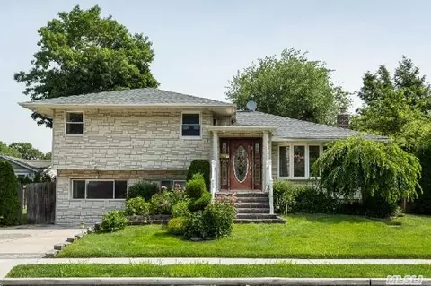 42 Mellow Ln, Jericho, NY 11753 photo 1