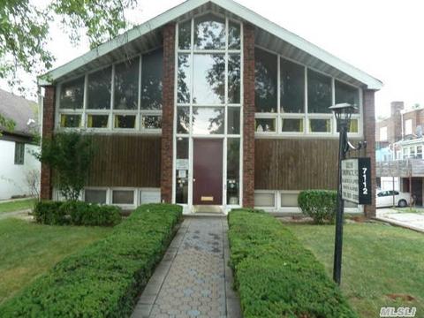 71-12 Main St, Flushing, NY 11367 photo 1