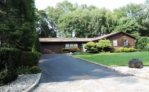 3 Long Bow Ln, Commack, NY 11725 photo 1