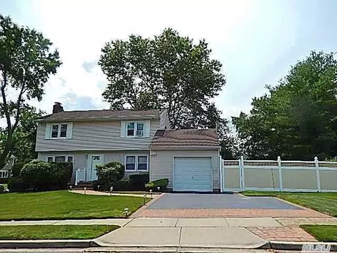 6 Ramsey Rd, Plainview, NY 11803 photo 1