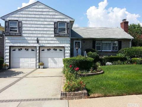 793 Barth Dr, Baldwin, NY 11510 photo 1