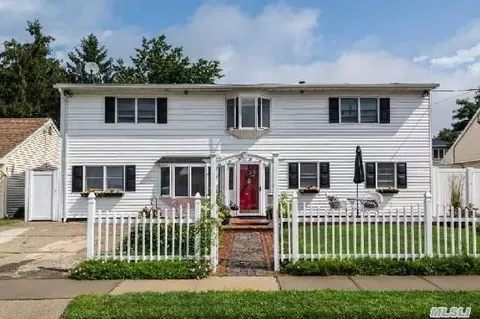12 Vernon St, Plainview, NY 11803 photo 1