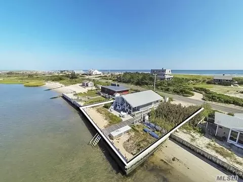 47 Dune Rd, Hampton Bays, NY 11946 photo 1