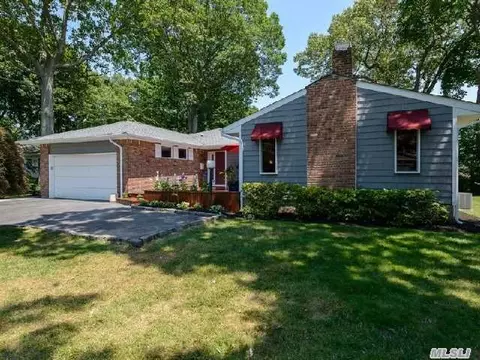 38 Moss Ln, Jericho, NY 11753 photo 1