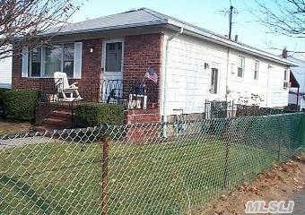 61 Ormonde Blvd, Valley Stream, NY 11580 photo 1