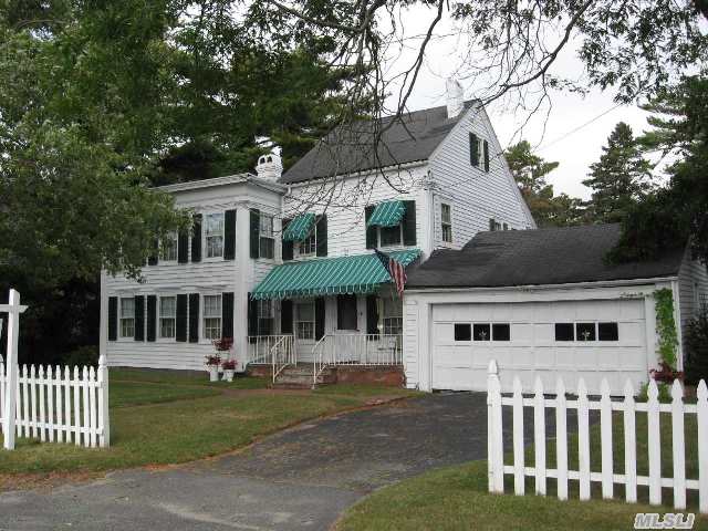 367 Bay Ave, Patchogue, NY 11772 photo 1