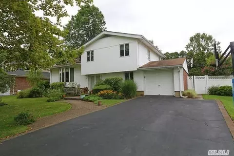 7 Warren Ln, Jericho, NY 11753 photo 1