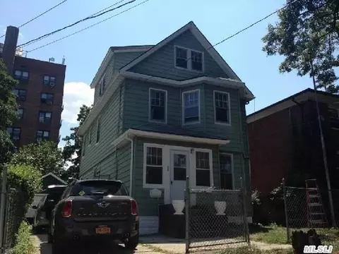 162-16 78th Rd, Flushing, NY 11366 photo 1