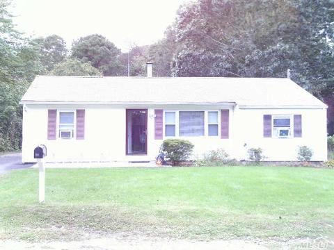 Undisclosed, Riverhead, NY 11901 photo 1