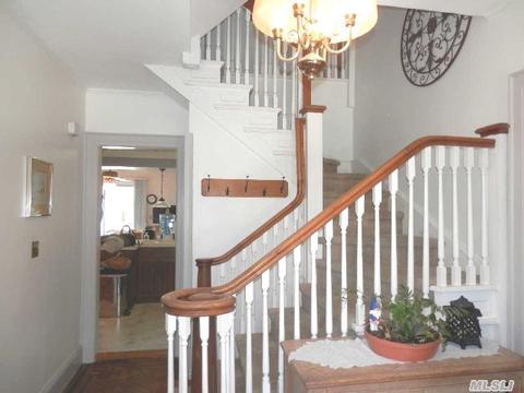 42 2nd St, Lynbrook, NY 11563 photo 1
