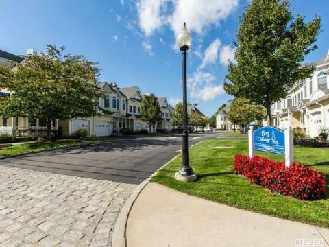 405 Tracy Ln, Patchogue, NY 11772 photo 1