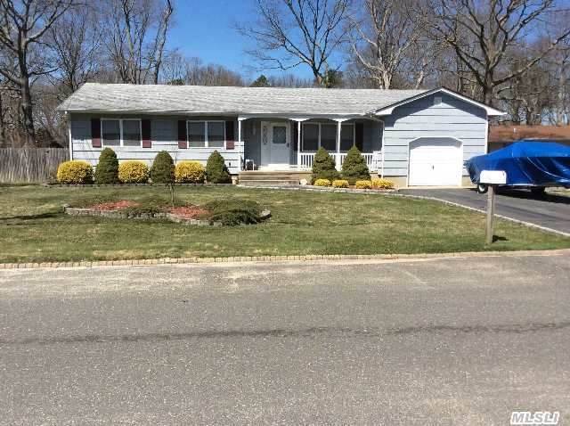 11 Ann Rd, Mastic Beach, NY 11951 photo 1