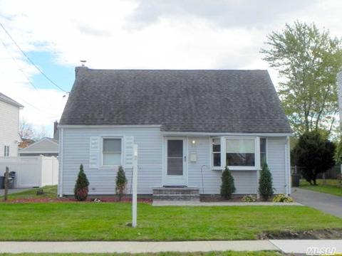 29 Nassau Ave, Plainview, NY 11803 photo 1