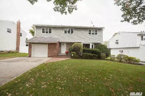 333 Key Pl, Jericho, NY 11753 photo 1