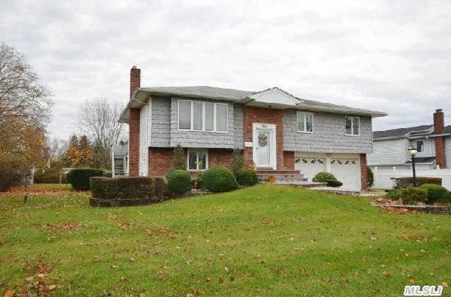 3 Silo Rd, Commack, NY 11725 photo 1