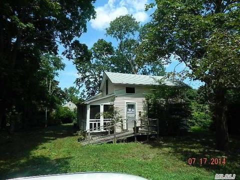 Undisclosed, Patchogue, NY 11772 photo 1