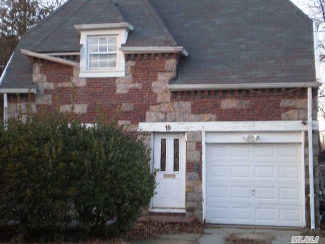 15 Tower Ct, Hempstead, NY 11550 photo 1