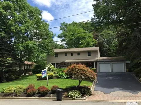 75 Harvard Dr, Plainview, NY 11803 photo 1