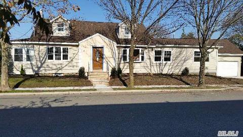1 E Maujer St, Valley Stream, NY 11580 photo 1
