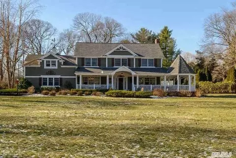 15 Walnut Tree Ln, Cold Spring Harbor, NY 11724 photo 1