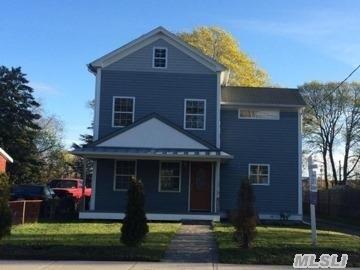 39 Edwards St, Patchogue, NY 11772 photo 1