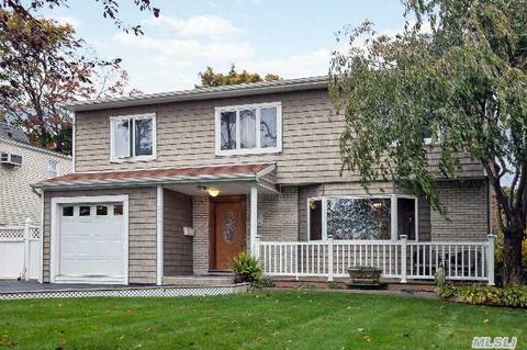Undisclosed, Bethpage, NY 11714 photo 1