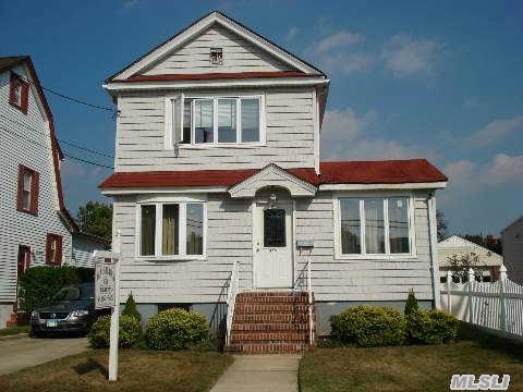 376 Hewlett Pkwy, Hewlett, NY 11557 photo 1