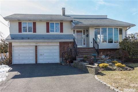 2425 Surf Dr, Bellmore, NY 11710 photo 1