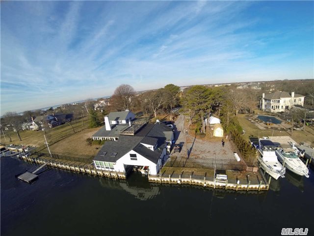96 E Bayberry Rd, Islip, NY 11751 photo 1