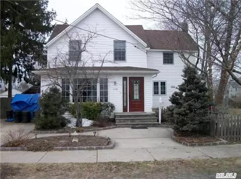 108 Union Ave, Islip, NY 11751 photo 1