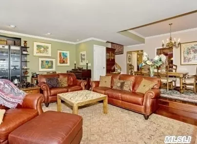 4 Wimbledon Ct, Jericho, NY 11753 photo 1