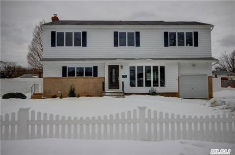 3 Richmond Pl, Commack, NY 11725 photo 1