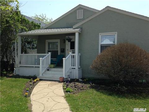 68 E Hudson St, Long Beach, NY 11561 photo 1