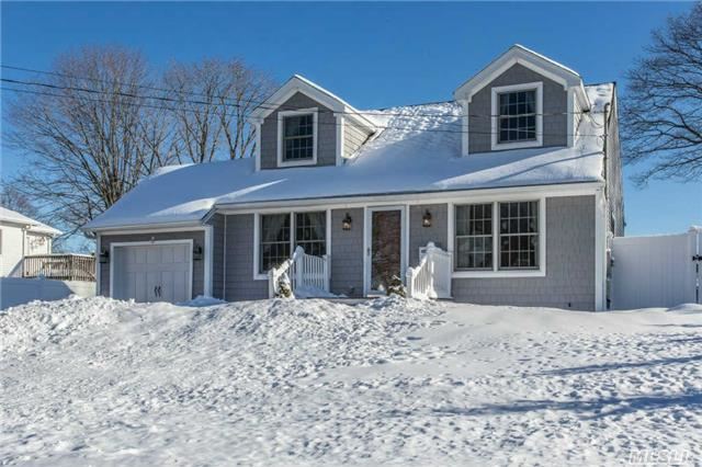 14 Lynhaven Pl, Commack, NY 11725 photo 1