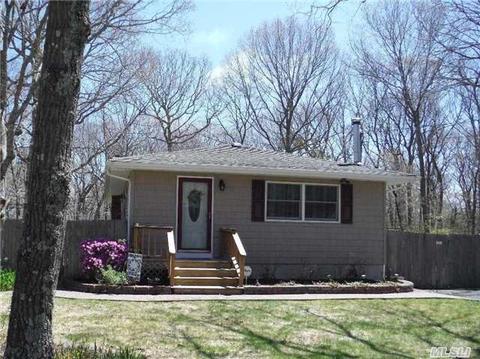 75 Mill Dr, Mastic Beach, NY 11951 photo 1