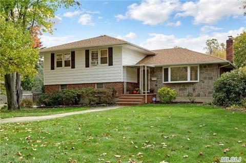 14 Sarina Dr, Commack, NY 11725 photo 1