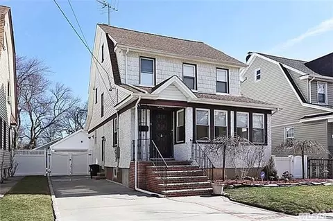 9 Hazel Pl, Lynbrook, NY 11563 photo 1