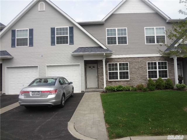 261 Medea Way, Central Islip, NY 11722 photo 1