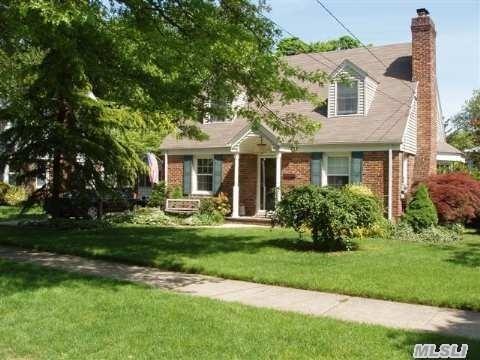 2759 Eastern Blvd, Baldwin, NY 11510 photo 1