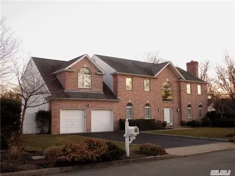 Undisclosed, Babylon, NY 11702 photo 1
