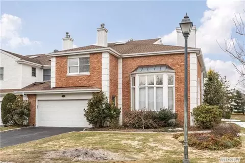 Undisclosed, Commack, NY 11725 photo 1