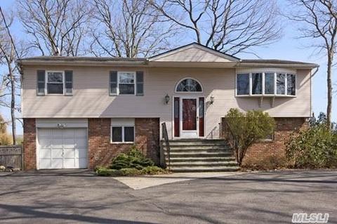 124 Washington Ave, Plainview, NY 11803 photo 1