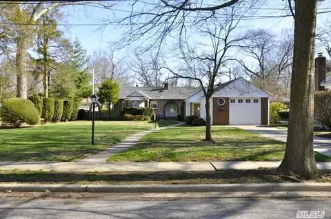 586 Grant Ave, Baldwin, NY 11510 photo 1