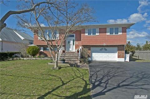 2 Bayview Ave, Babylon, NY 11702 photo 1