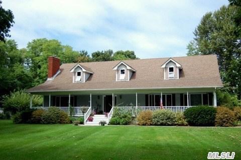 28545 Main Rd, Orient, NY 11957 photo 1